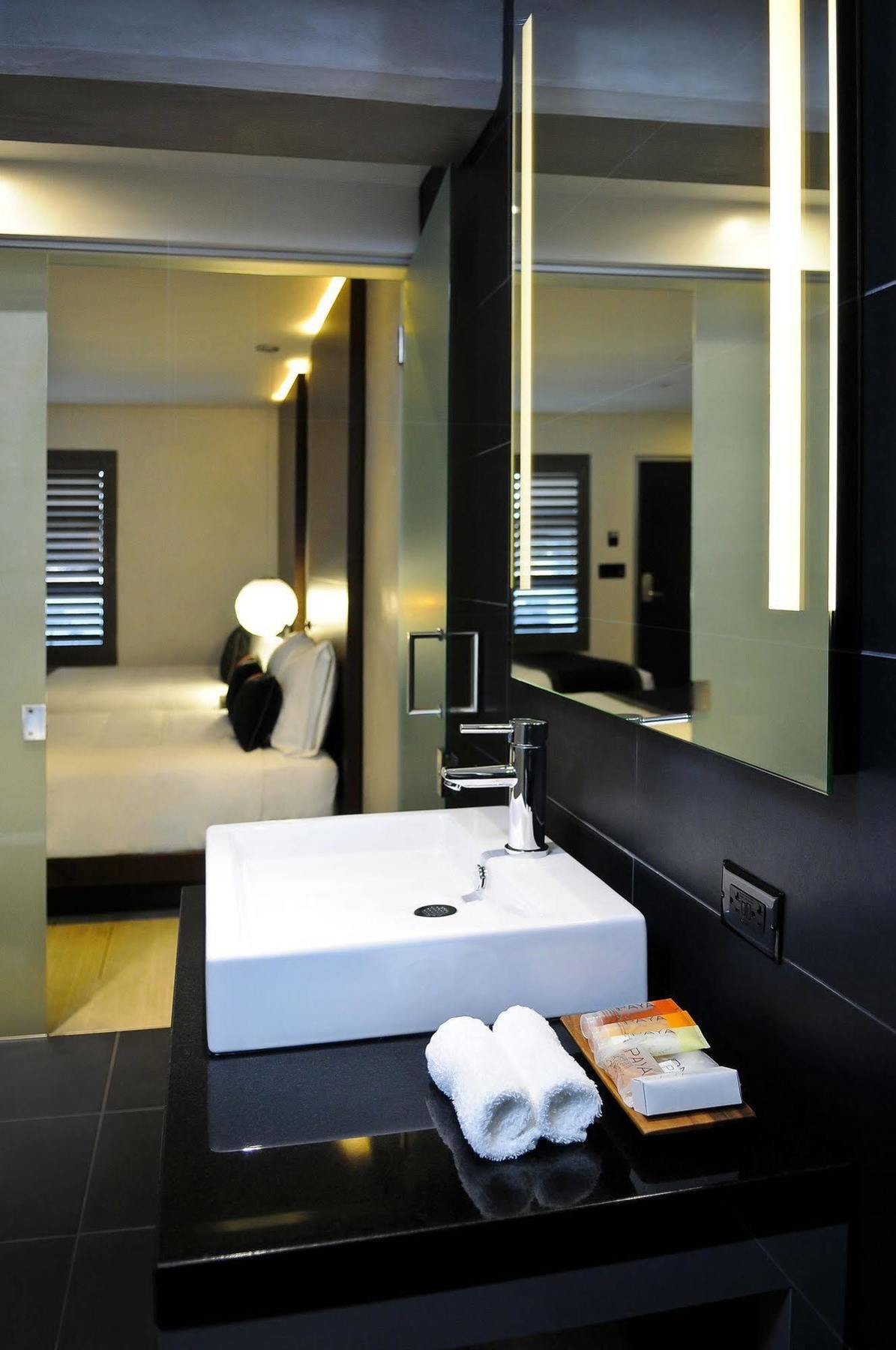 Hercor Hotel - Urban Boutique Chula Vista Room photo